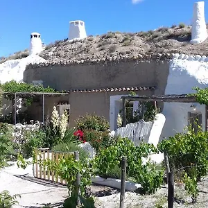 Apartment Al Jatib, Baza